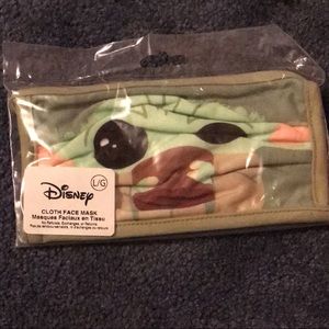 Baby yoda mask
